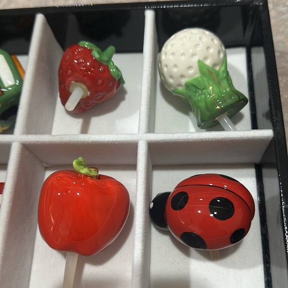 Nora Fleming minis 8 - Picture 2 of 3